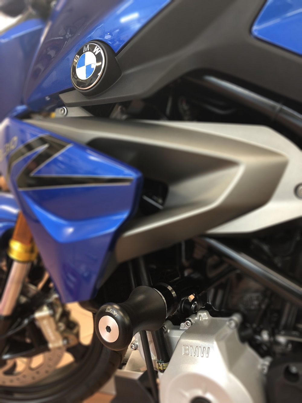 BMW G310R  (17-ON)